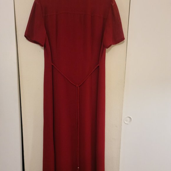 Plaza South Petite Ladies Red Dress Size 8p Midi Length - Picture 5 of 11